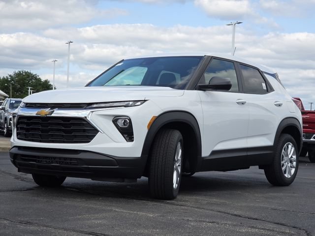 New 2026 Chevrolet TrailBlazer LS w/ LS Convenience Package FWD image 8