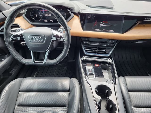 Used 2023 Audi e-tron GT Premium Plus AWD/4WD image 23