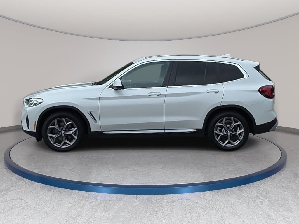 Used 2023 BMW X3 xDrive30i w/ Premium Package w/ZPA AWD/4WD image 8