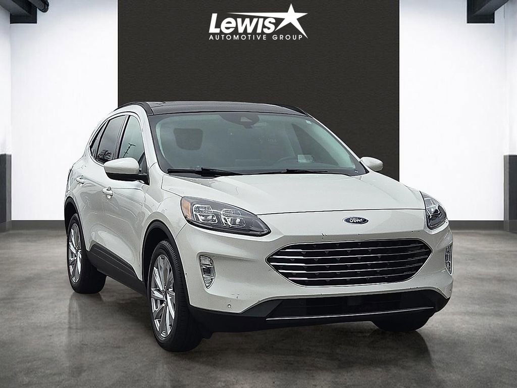 Used 2021 Ford Escape Titanium w/ Titanium Elite Package image 6