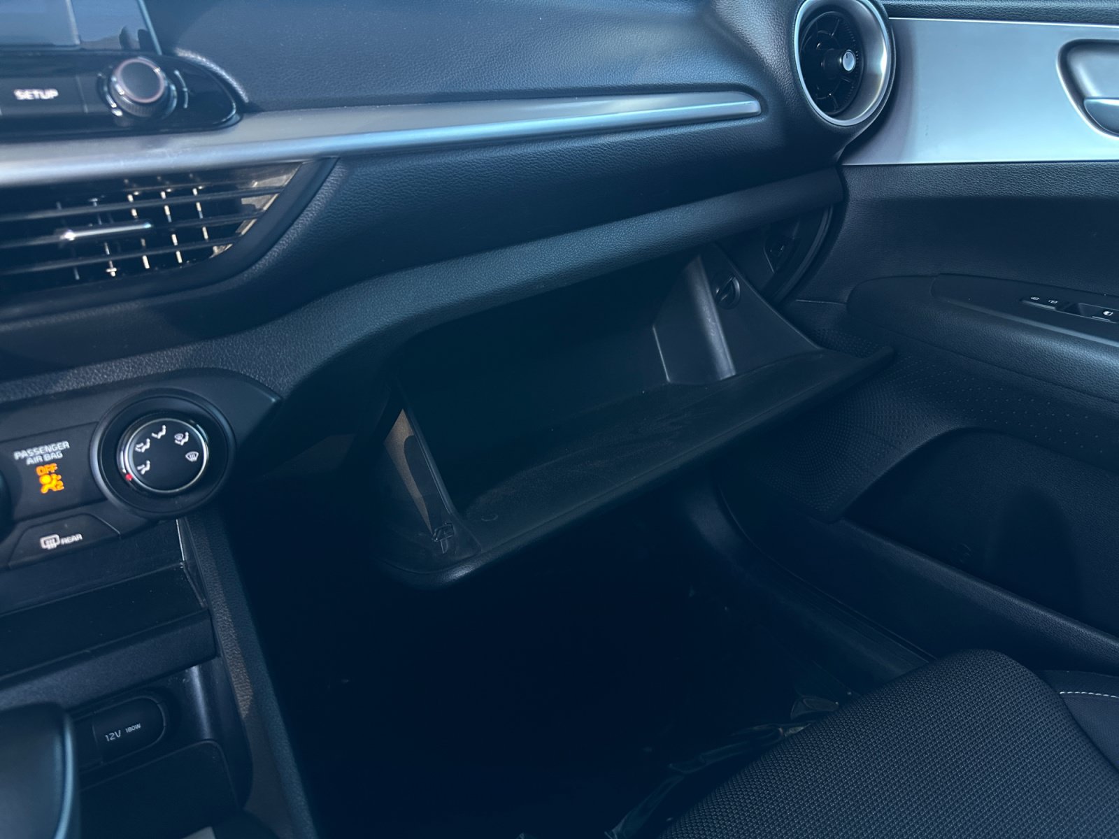 Used 2022 Kia Forte LXS FWD image 24