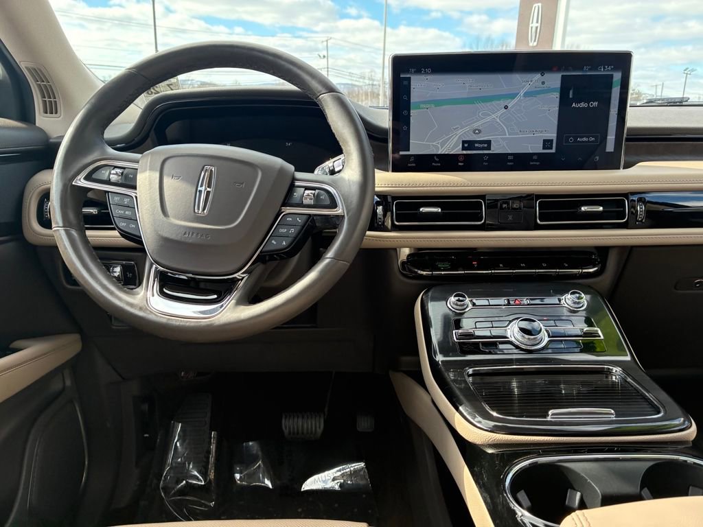 Certified 2023 Lincoln Nautilus Reserve image 23