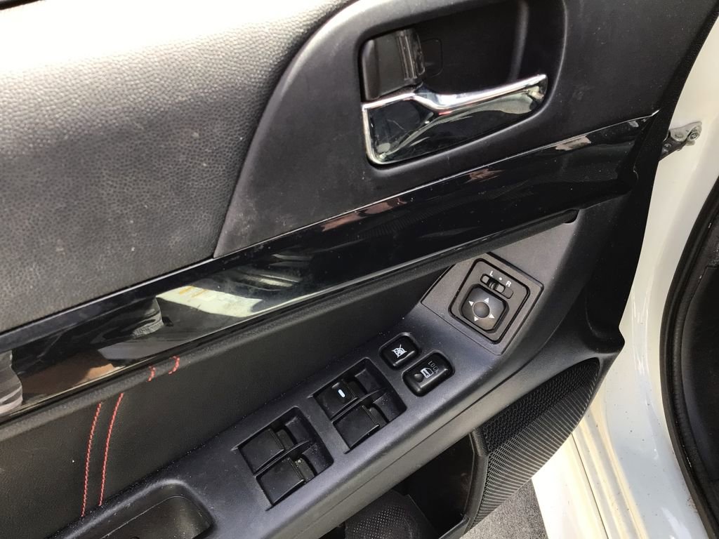 Used 2017 Mitsubishi Lancer ES image 31