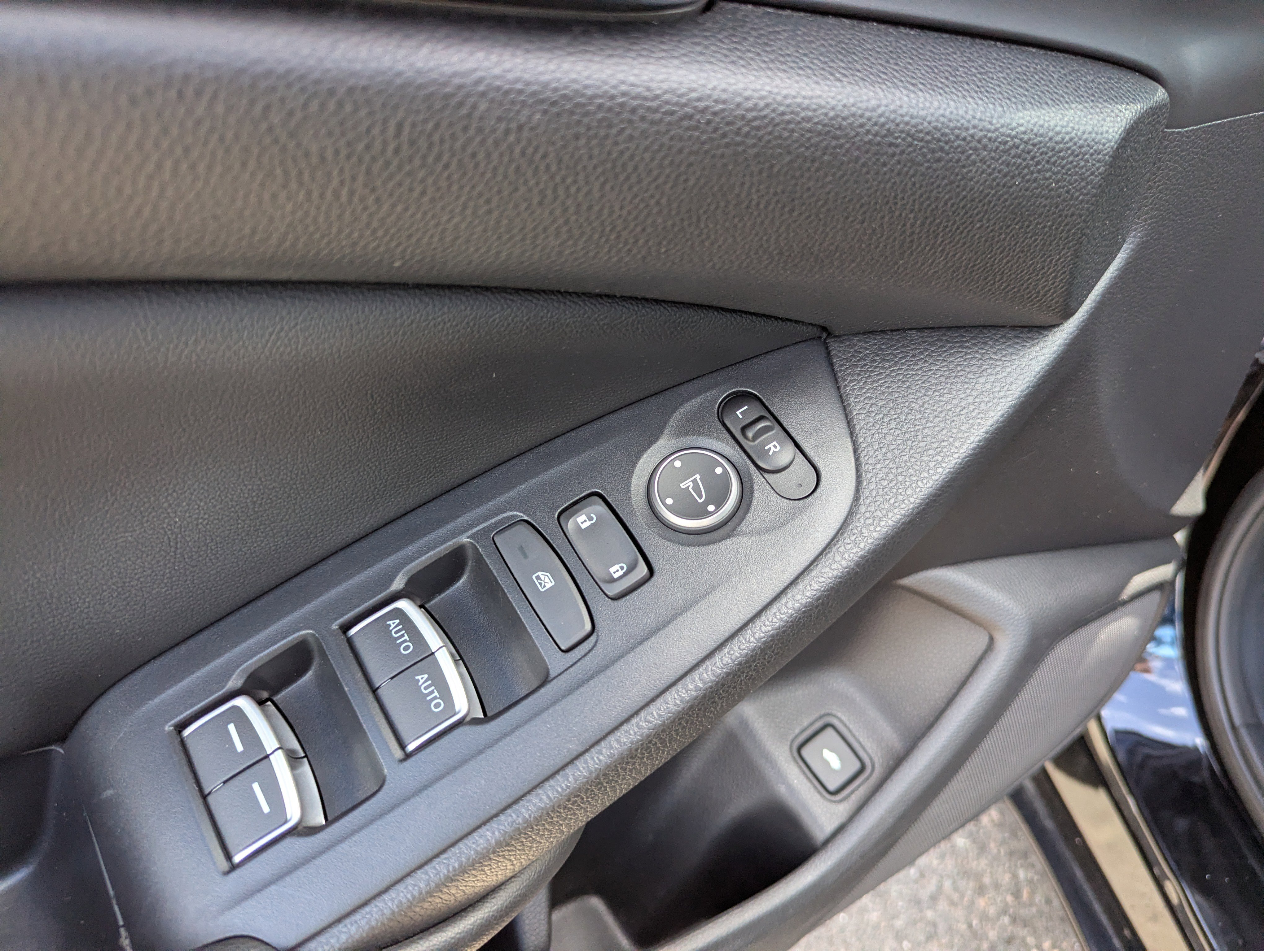 Used 2019 Honda Accord Sport image 19