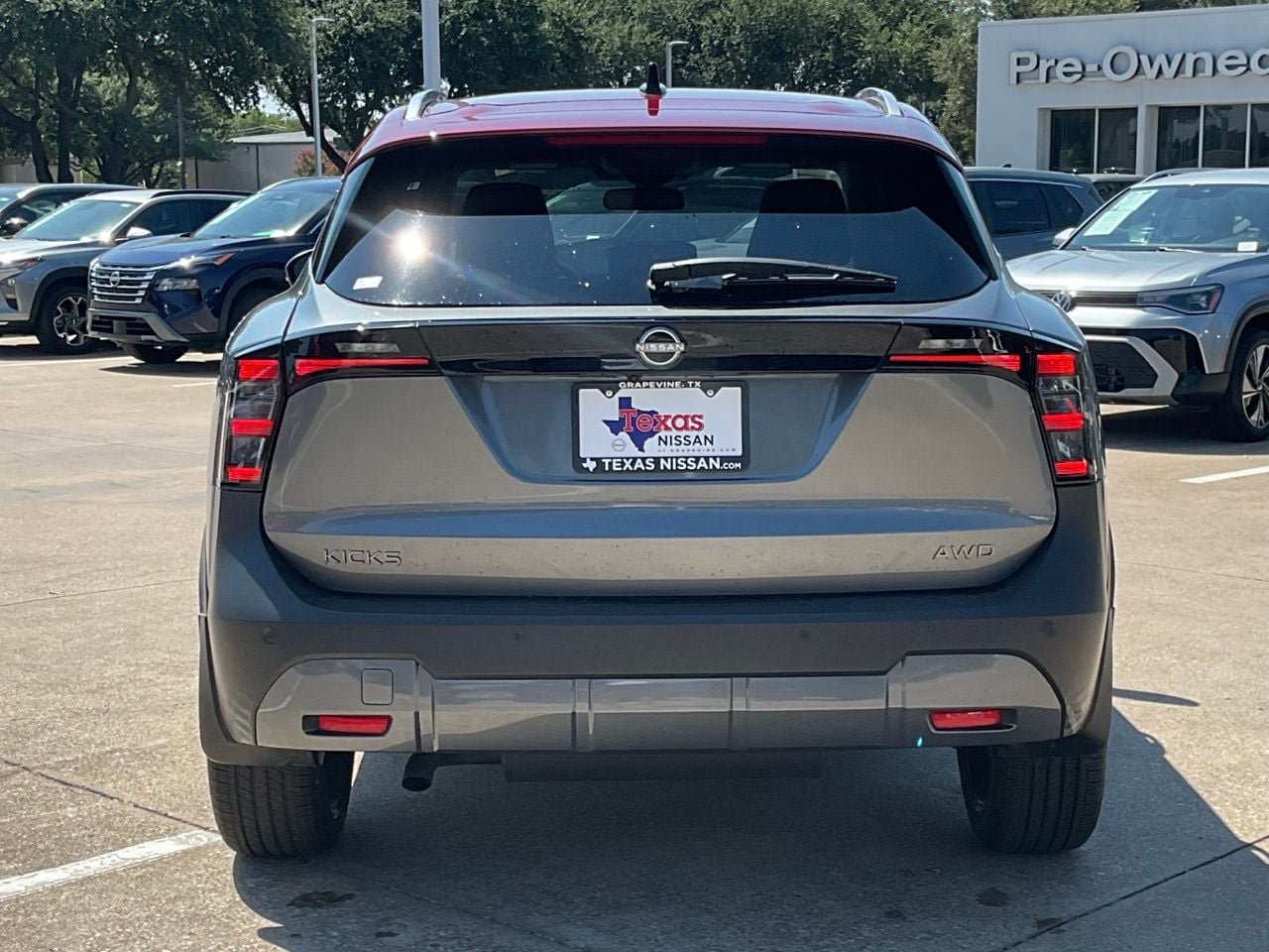 New 2027 Nissan Kicks SR AWD/4WD image 4