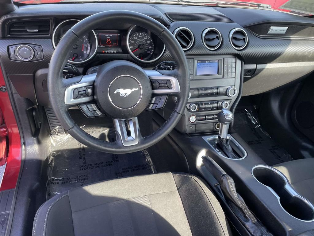Used 2019 Ford Mustang Coupe image 27