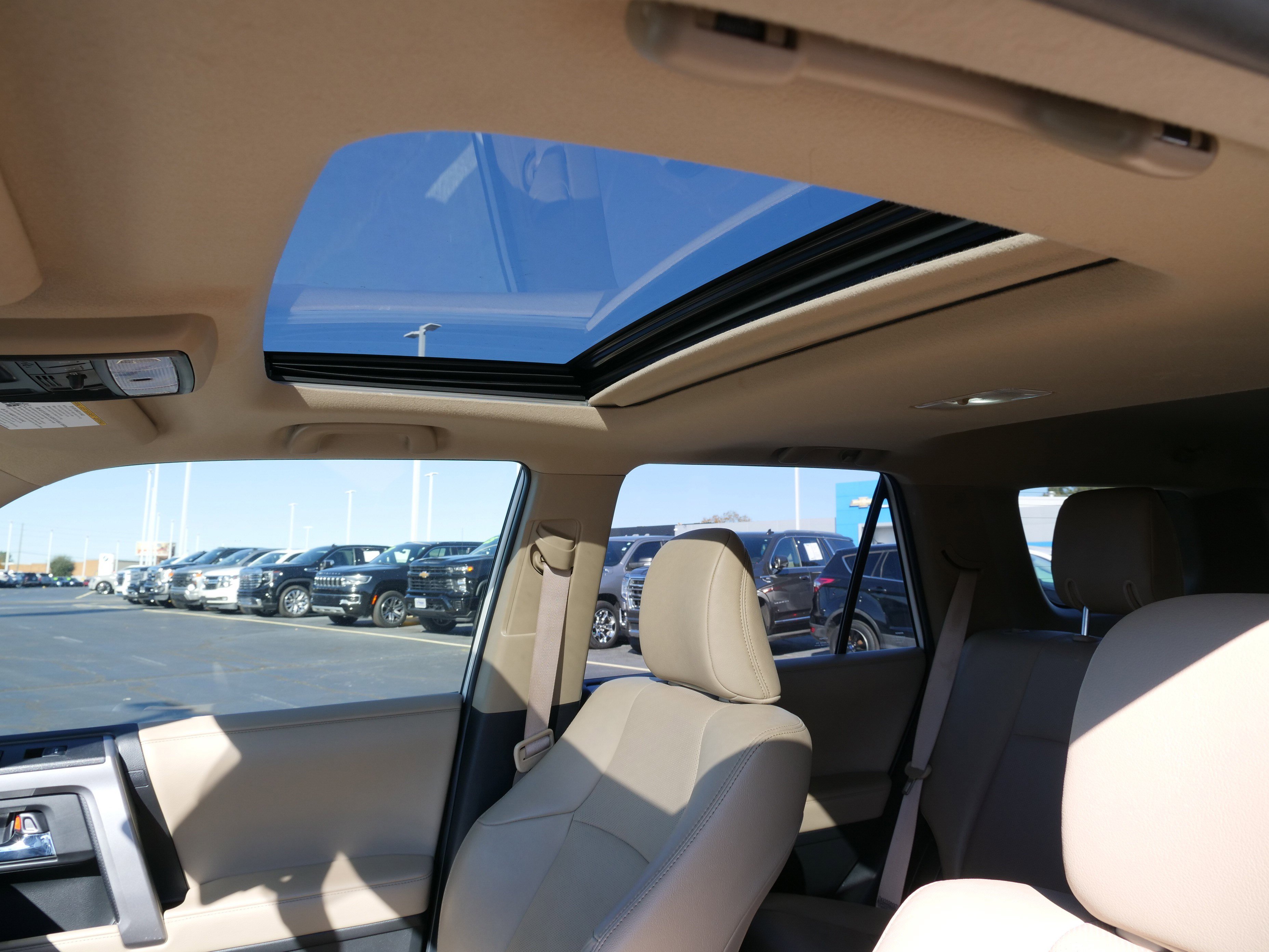 Used 2022 Toyota 4Runner Limited image 28