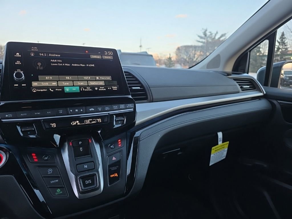 Certified 2025 Honda Odyssey Touring image 19