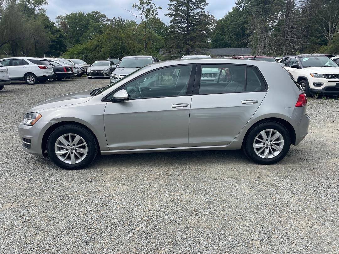 Used 2015 Volkswagen Golf S FWD image 8