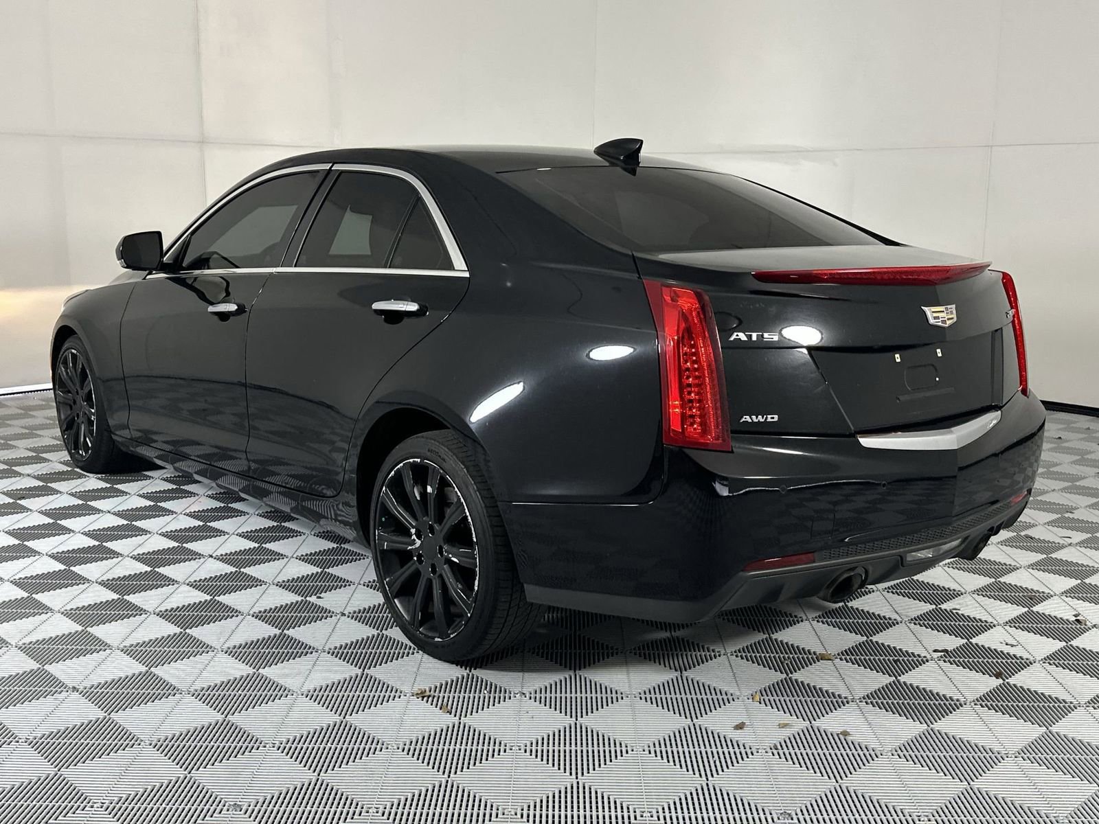 Used 2017 Cadillac ATS Luxury w/ Safety and Security Package AWD/4WD image 6