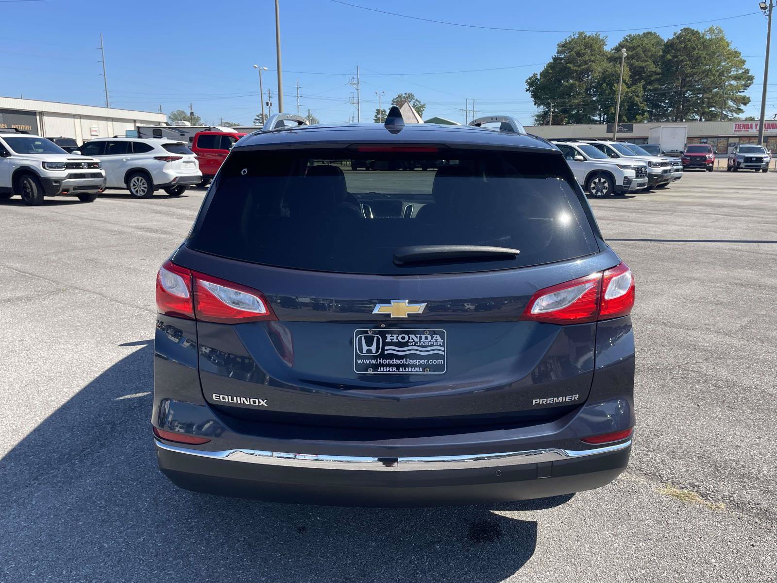 Used 2019 Chevrolet Equinox Premier FWD image 3