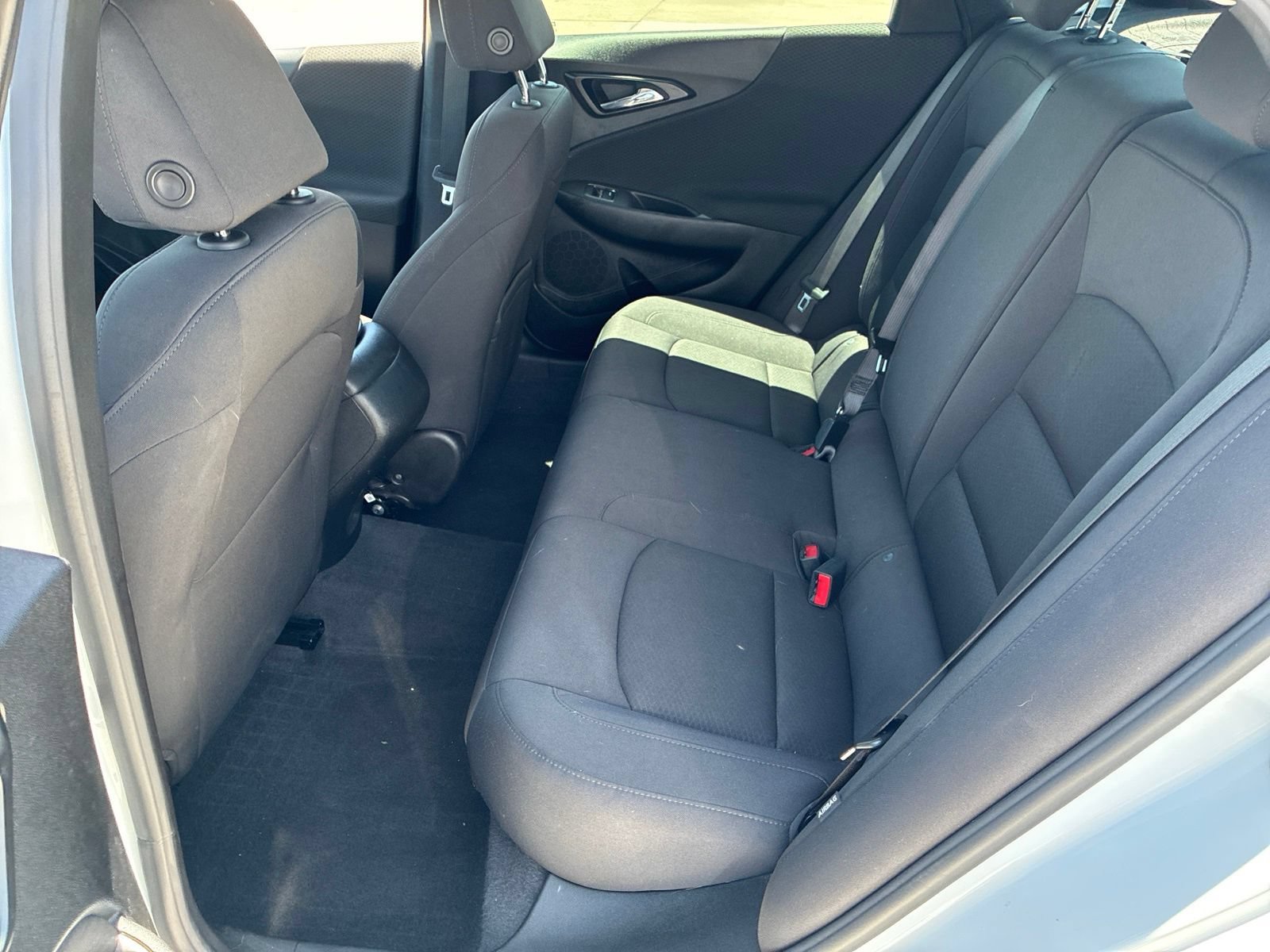 Used 2023 Chevrolet Malibu LS FWD image 7