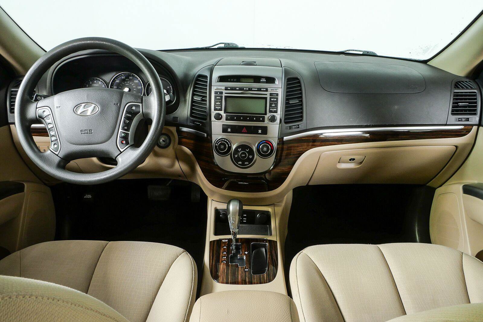 Used 2011 Hyundai Santa Fe GLS FWD image 18