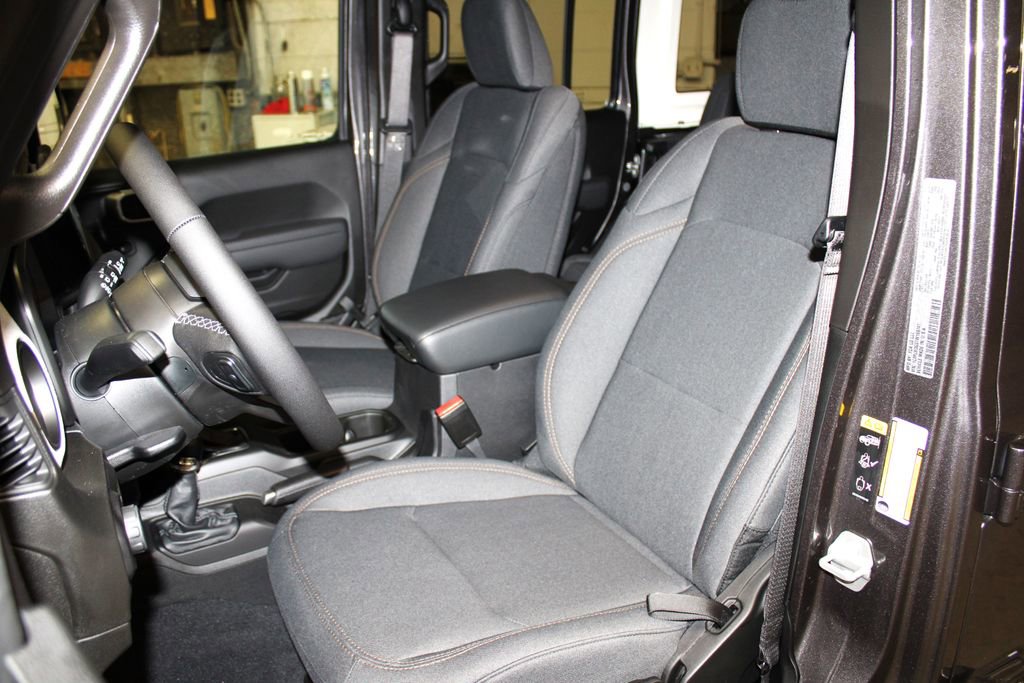 New 2026 Jeep Wrangler Sport S image 22