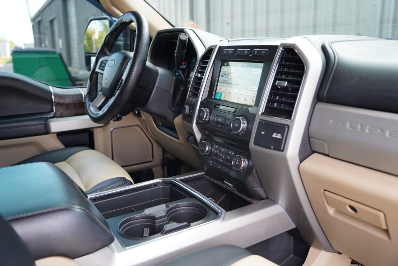 Used 2018 Ford F250 Lariat w/ Lariat Ultimate Package AWD/4WD image 17