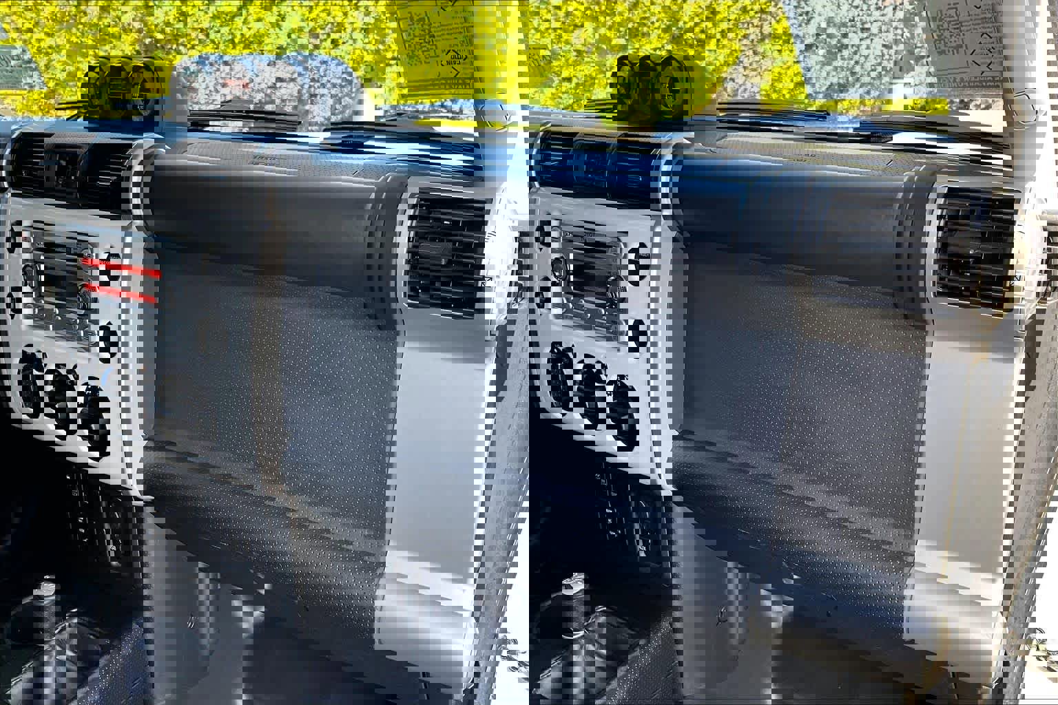 Used 2014 Toyota FJ Cruiser 4WD w/ Upgrade Package image 17