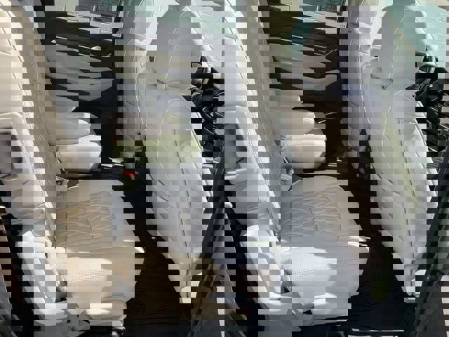 Used 2023 Buick Enclave Avenir w/ Avenir Technology Package image 16