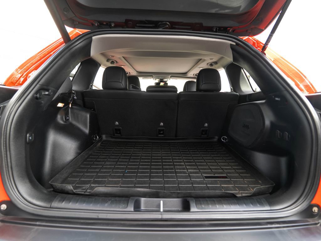 Used 2021 Jeep Cherokee Latitude Lux w/ Sun & Sound Group image 33