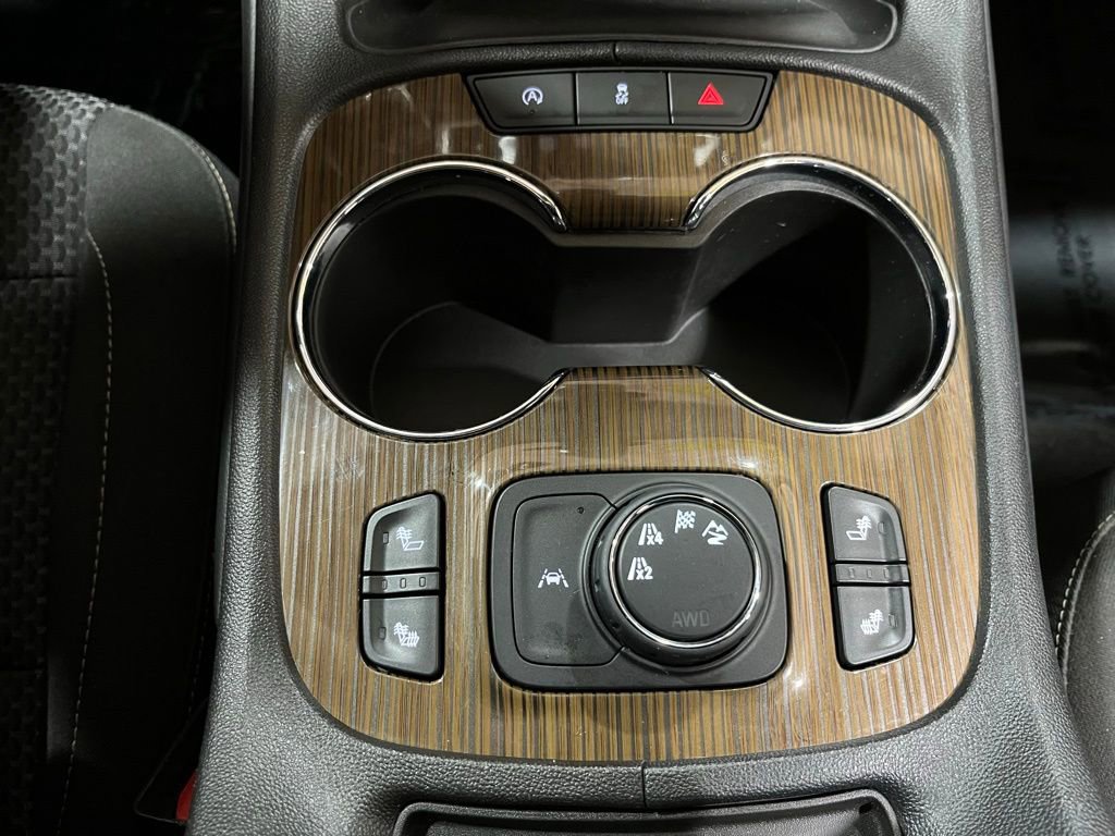 Certified 2023 GMC Acadia SLE w/ Driver Convenience Package image 37