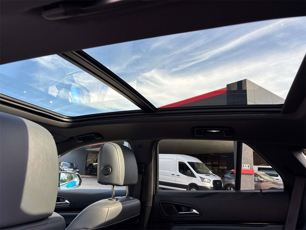 Used 2024 Honda Prologue Touring image 12