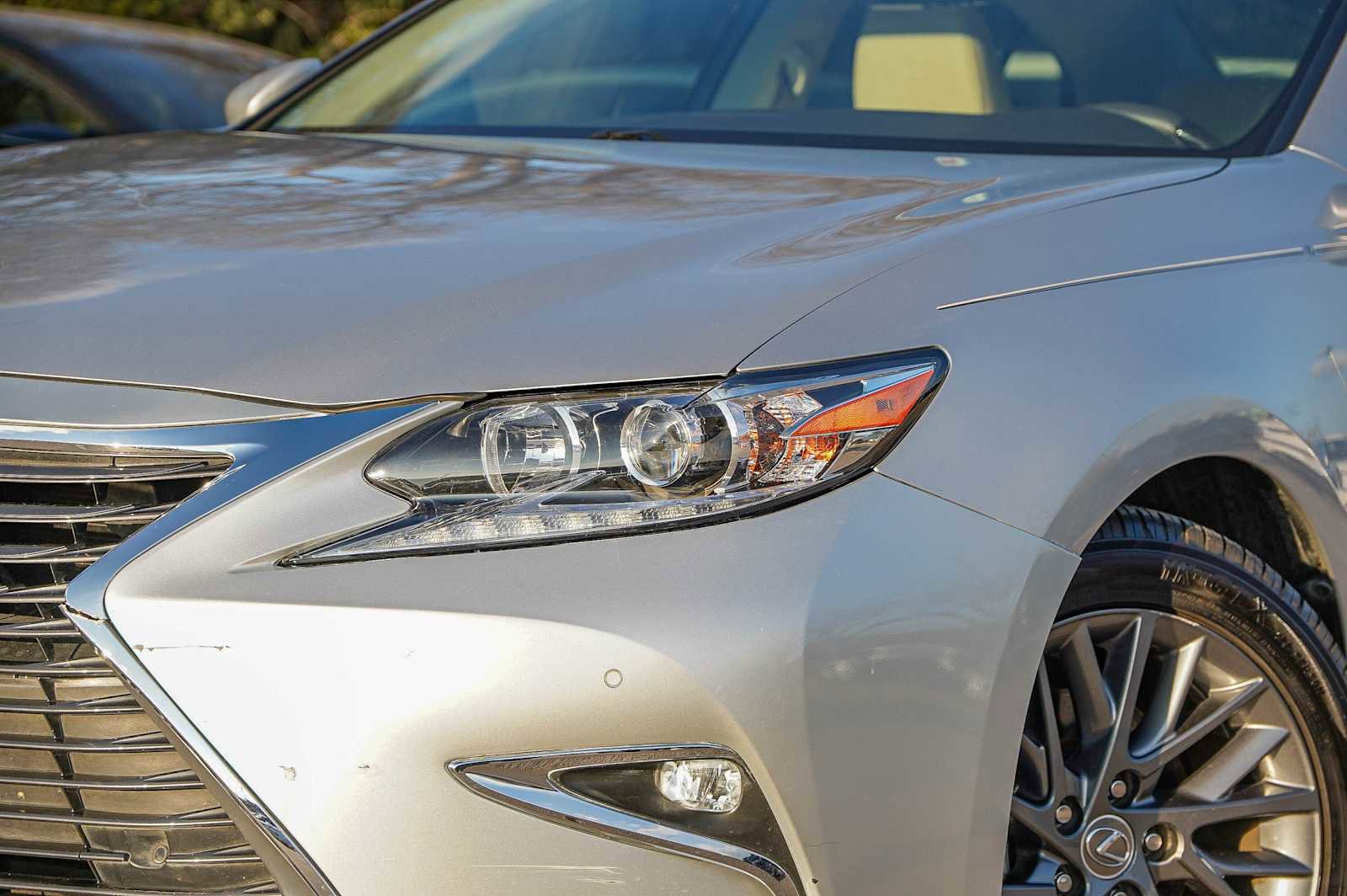 Used 2018 Lexus ES 350 image 3