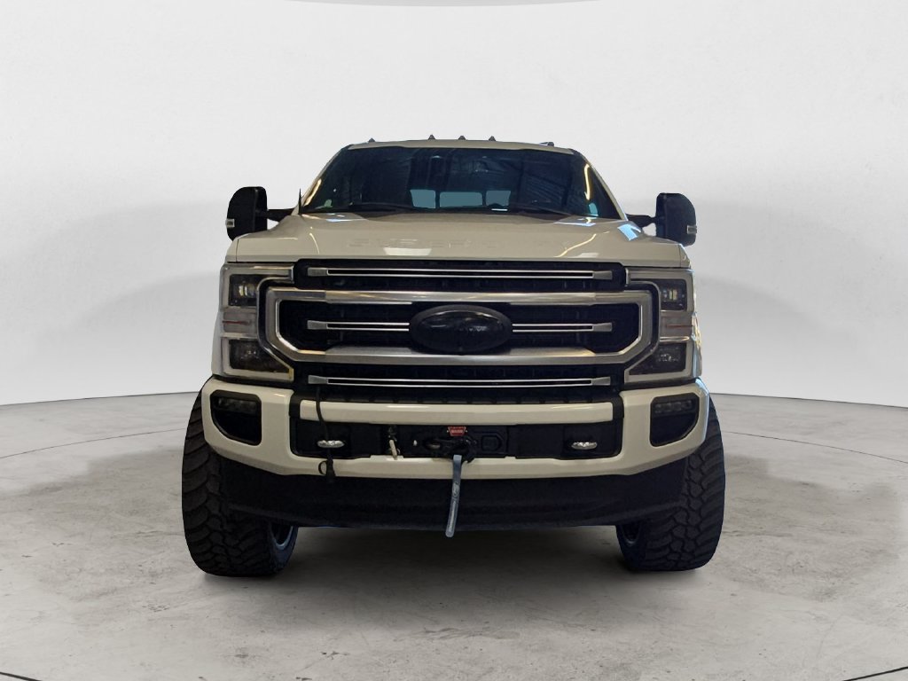 Used 2022 Ford F350 Platinum AWD/4WD image 3