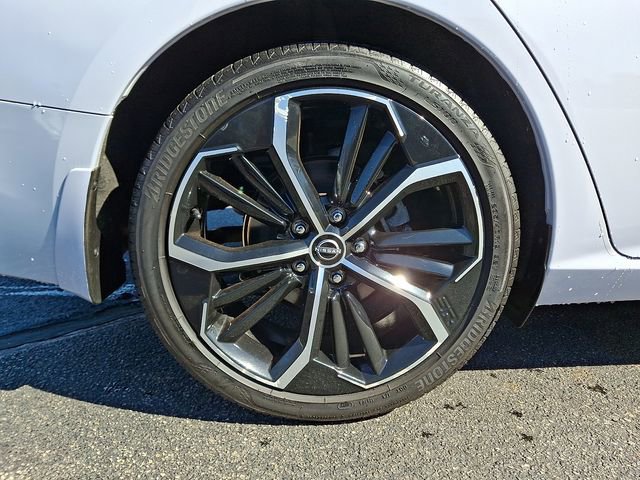 Used 2024 Nissan Altima 2.5 SR w/ SR Premium Package FWD image 8