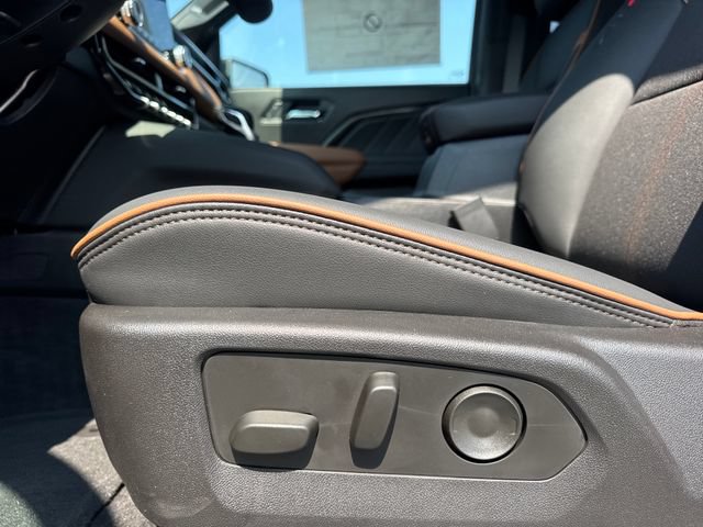 New 2026 GMC Canyon AT4 w/ Technology Plus Package AWD/4WD image 14