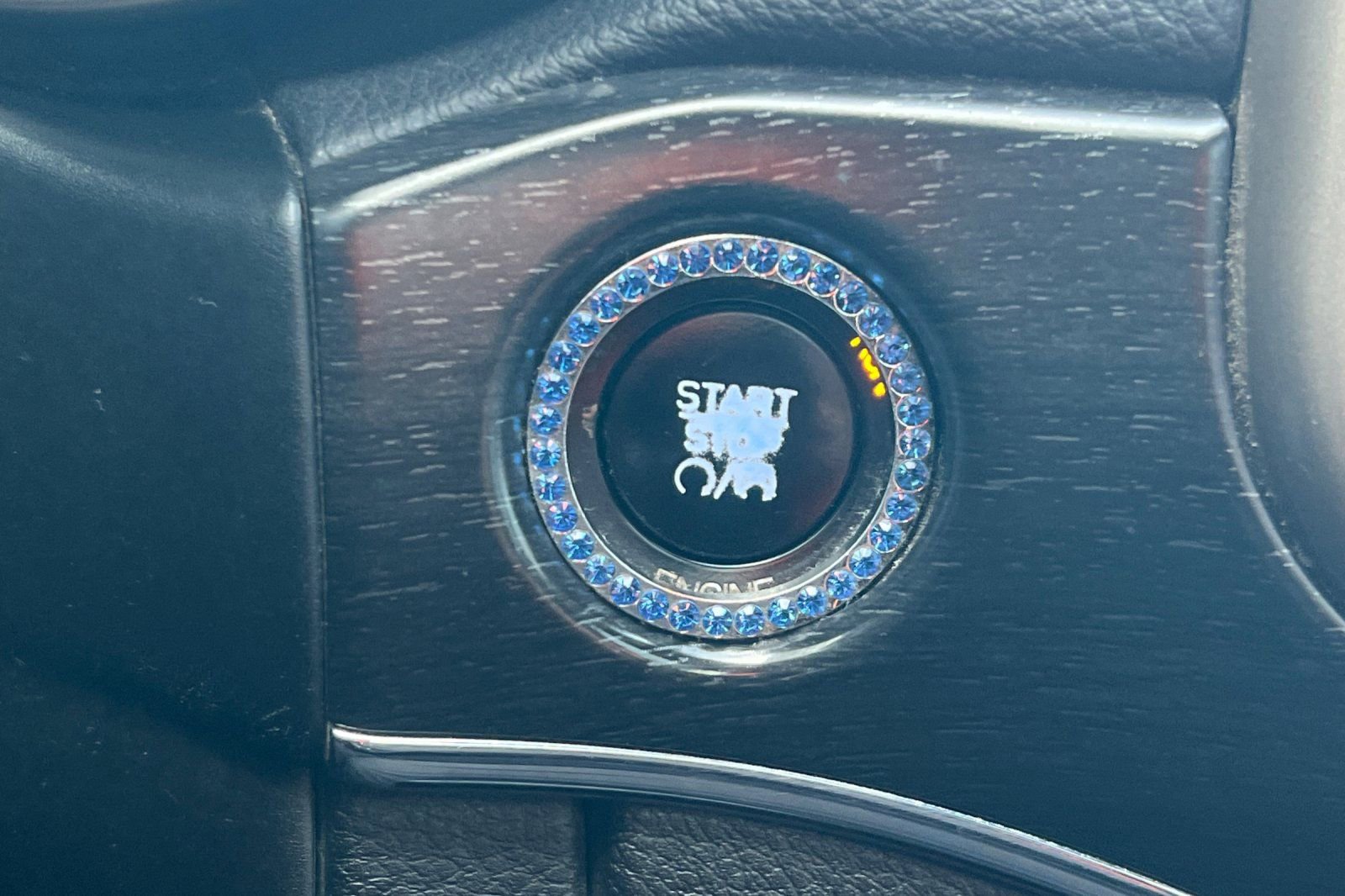 Used 2015 Jeep Grand Cherokee Limited w/ Trailer Tow Group IV image 24