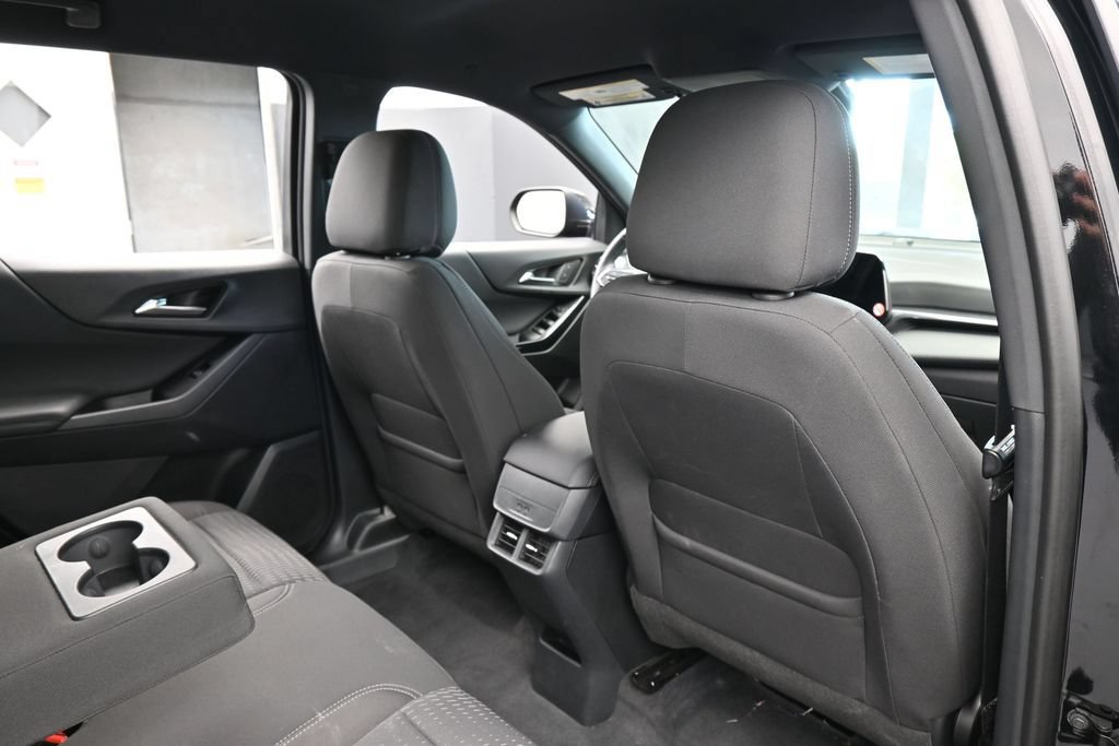 Used 2026 Chevrolet Equinox LT FWD image 40