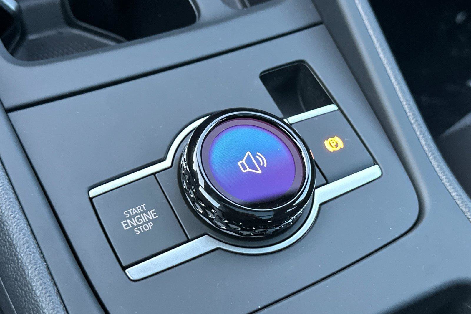 New 2026 Volkswagen Tiguan SE AWD/4WD image 20