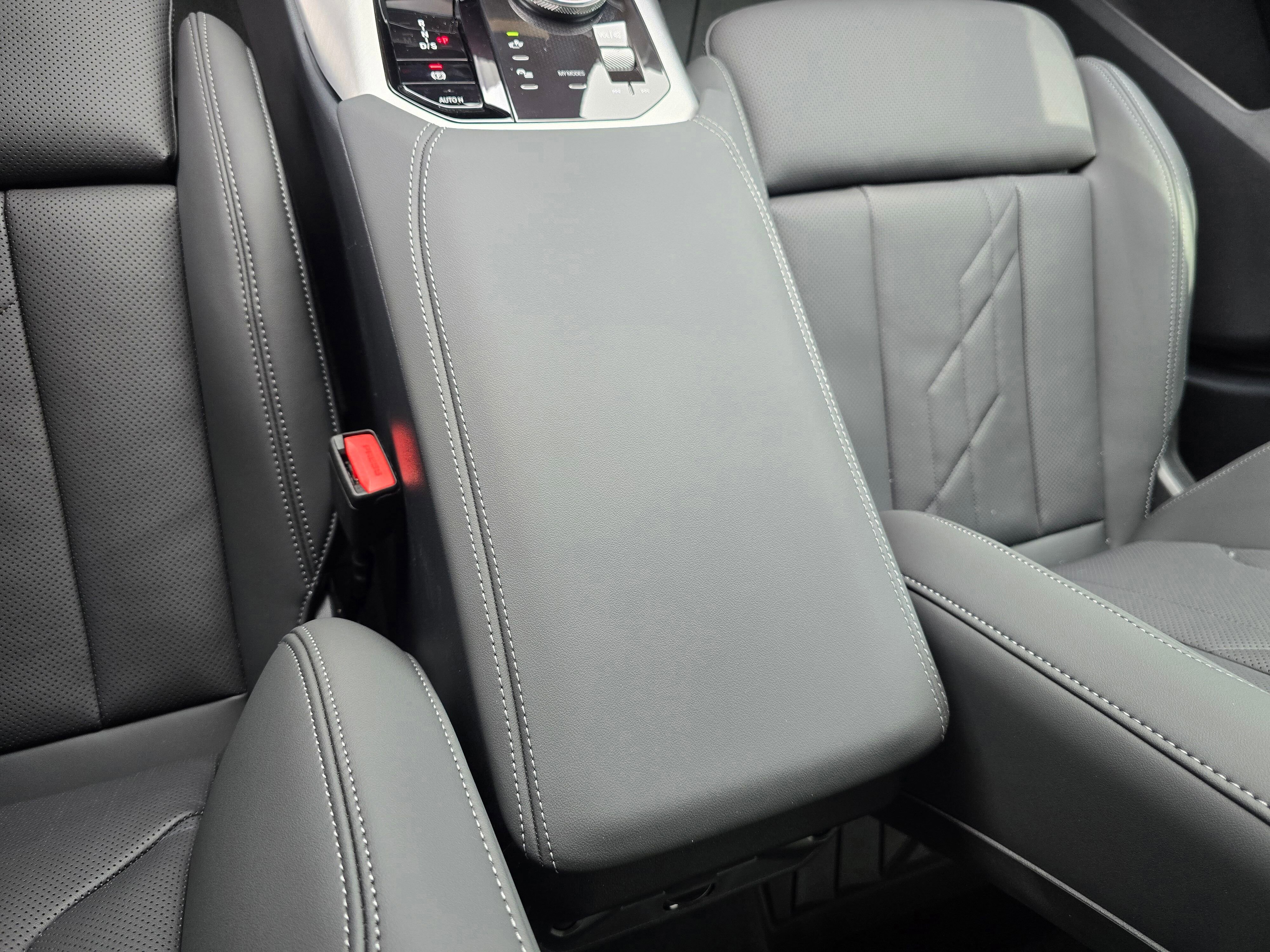 New 2026 BMW X3 xDrive30 w/ Premium Package image 58