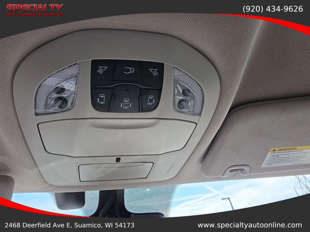 Used 2021 Chrysler Pacifica Touring w/ Cold Weather Group FWD image 13