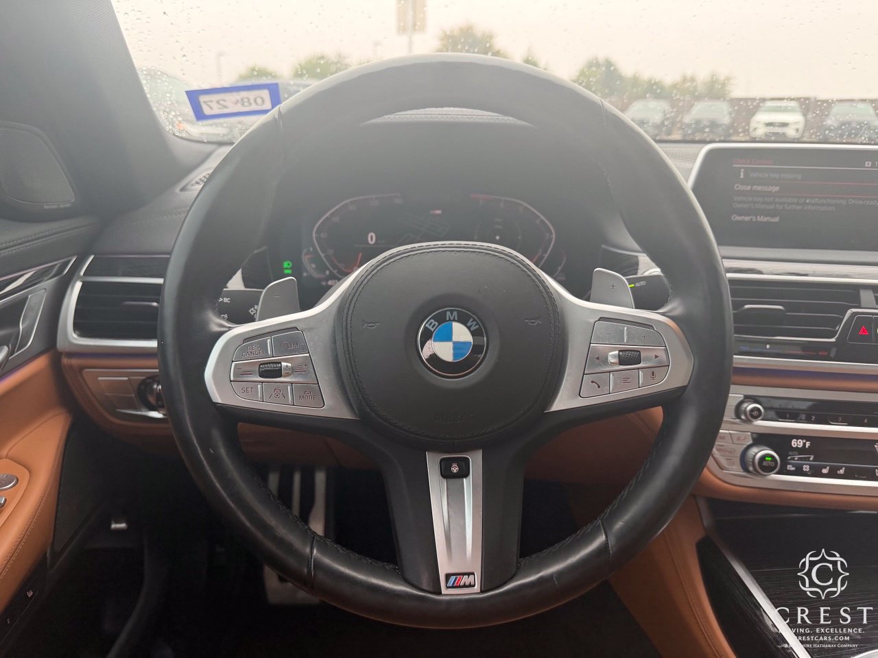 Used 2022 BMW 740i w/ M Sport Package RWD image 16