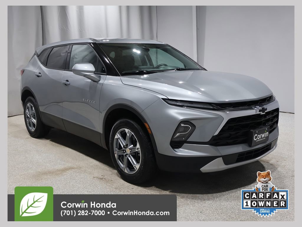 Used 2023 Chevrolet Blazer LT image 1