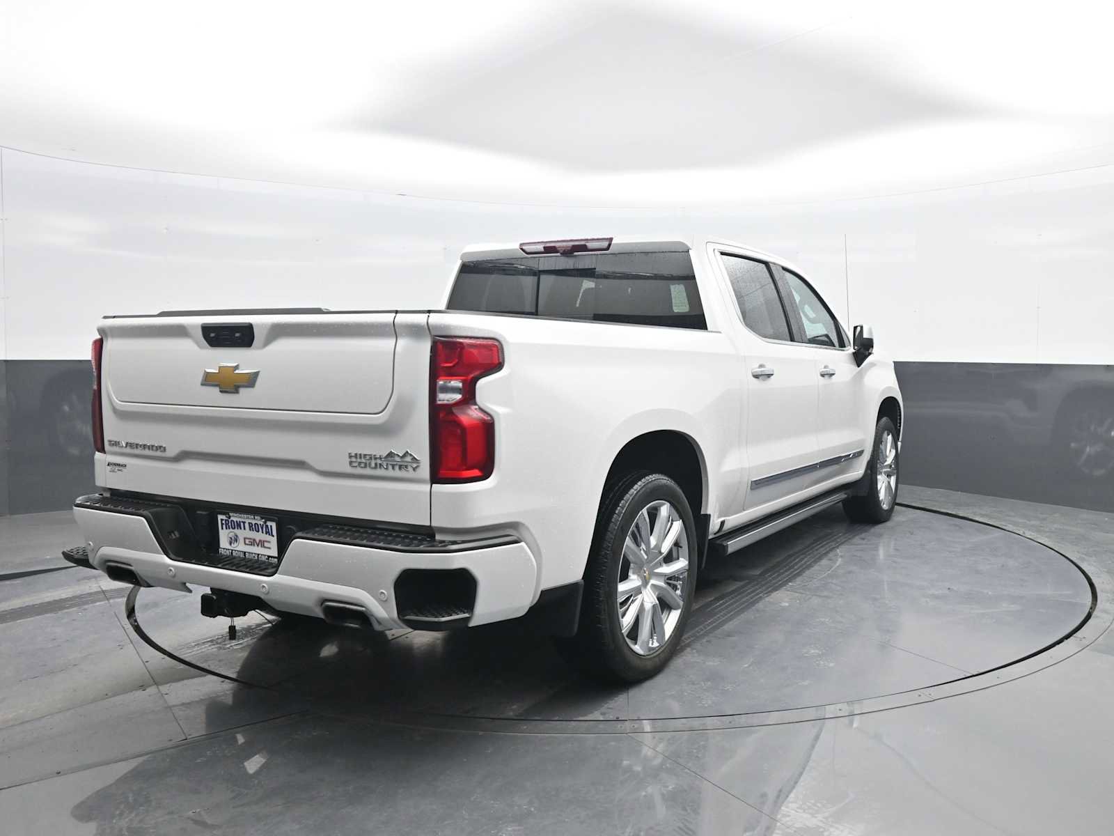 Used 2024 Chevrolet Silverado 1500 High Country image 7