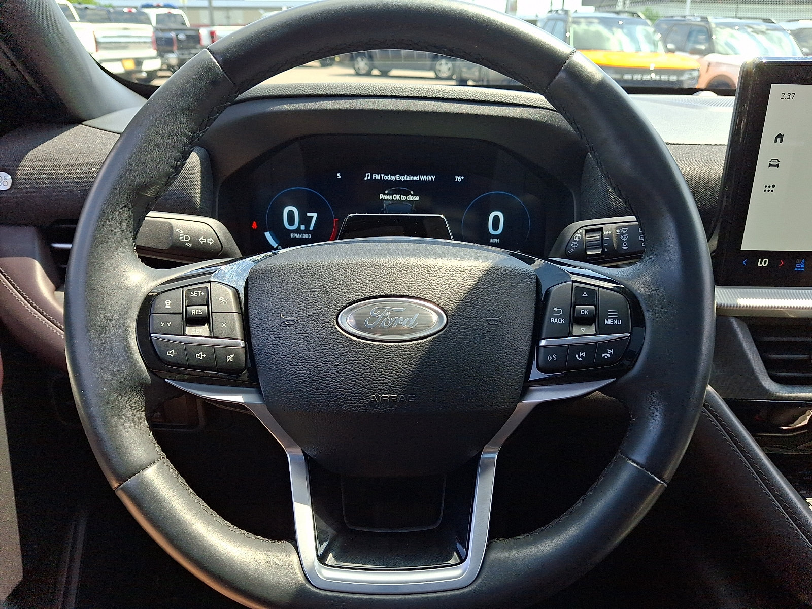 Certified 2025 Ford Explorer Platinum w/ LUX Leather Package AWD/4WD image 26