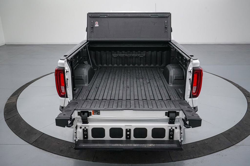 Used 2024 GMC Sierra 1500 Denali w/ Denali Reserve Package AWD/4WD image 7