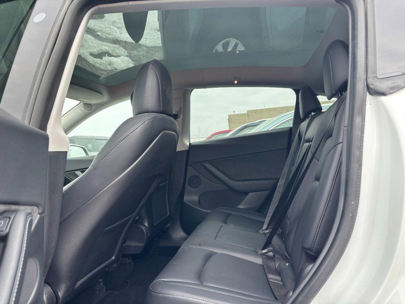 Used 2021 Tesla Model Y Long Range AWD/4WD image 12