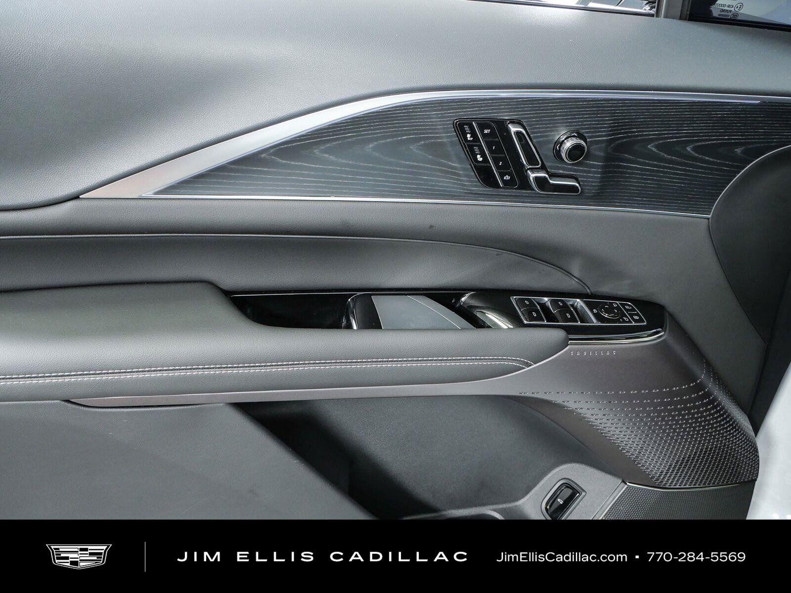 Used 2026 Cadillac Lyriq Sport RWD image 8