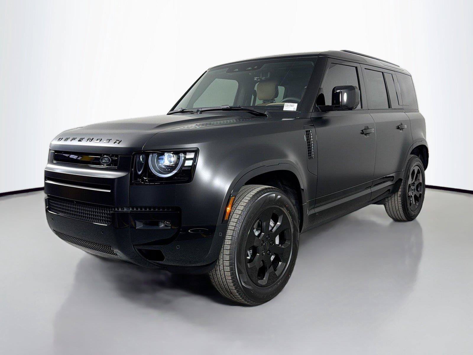 Certified 2026 Land Rover Defender 110 X-Dynamic SE AWD/4WD image 1