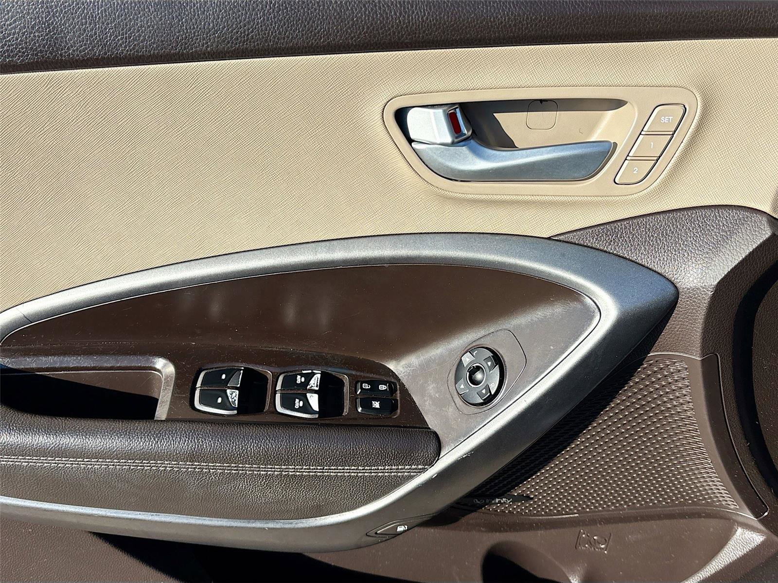 Used 2017 Hyundai Santa Fe Sport image 18