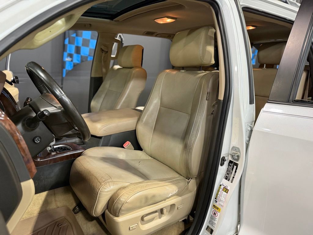 Used 2008 Toyota Sequoia Platinum AWD/4WD image 21