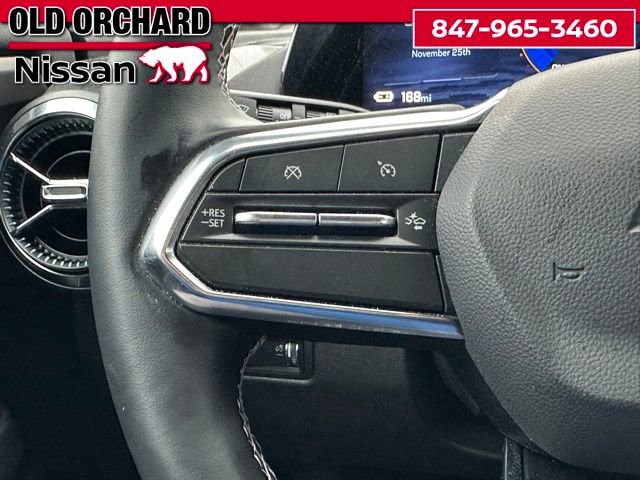 Used 2025 Chevrolet Equinox EV LT w/ Comfort Package image 17