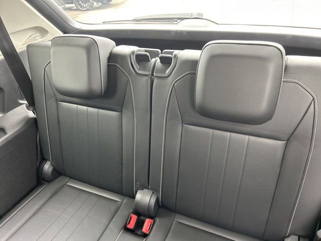 Used 2022 Volkswagen Tiguan SE FWD image 28