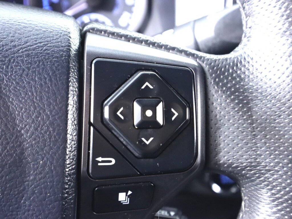 Used 2020 Toyota Tacoma TRD Off-Road w/ TRD Premium Off Road Package image 14