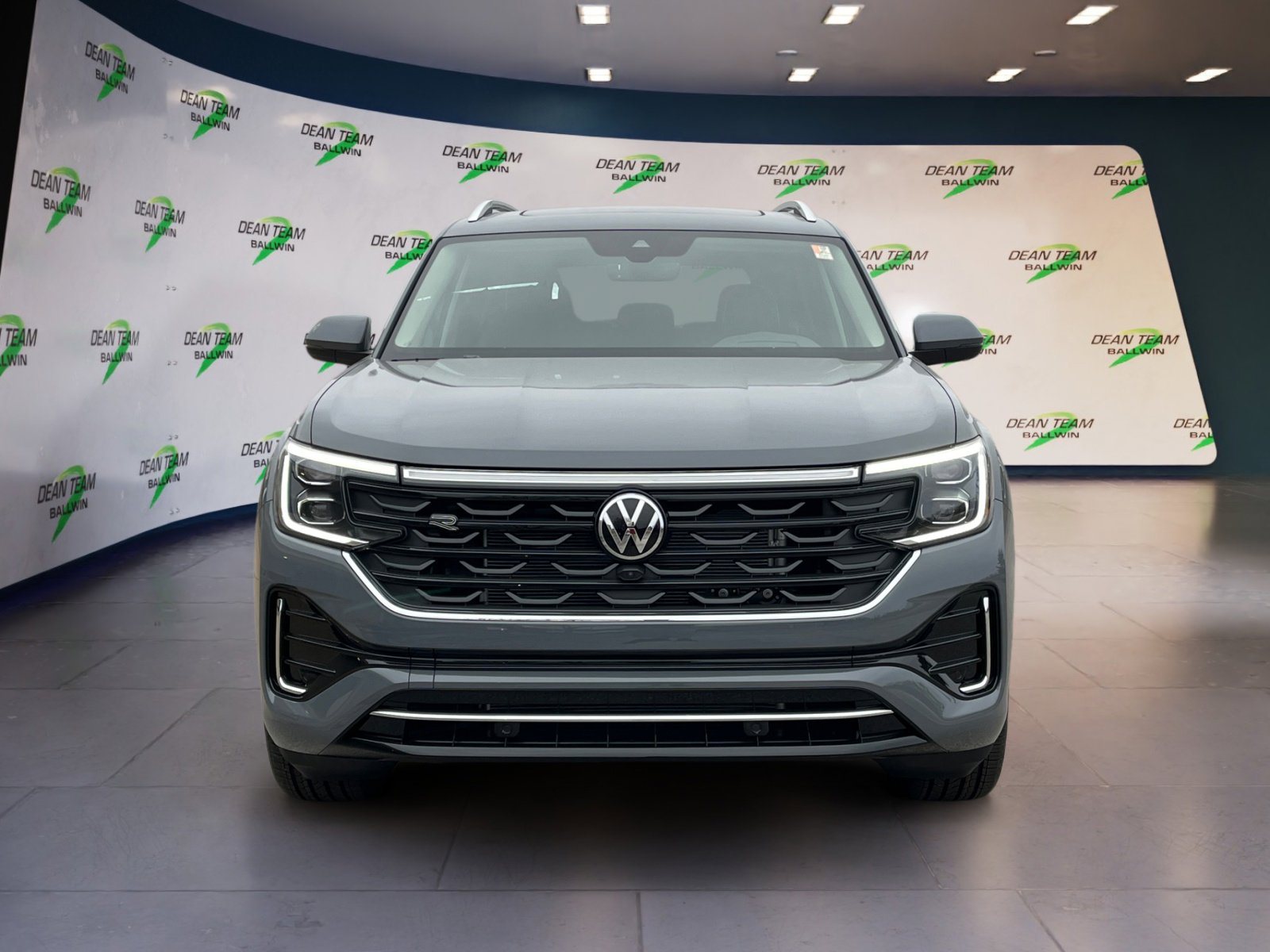 New 2026 Volkswagen Atlas SEL Premium R-Line image 2
