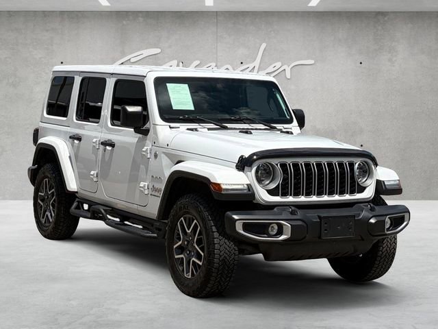 Used 2024 Jeep Wrangler Unlimited Sahara w/ Safety Group AWD/4WD image 2