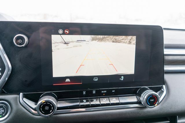 Used 2025 GMC Canyon Elevation image 24