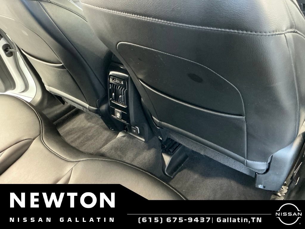 Used 2022 Jeep Compass Latitude AWD/4WD image 17